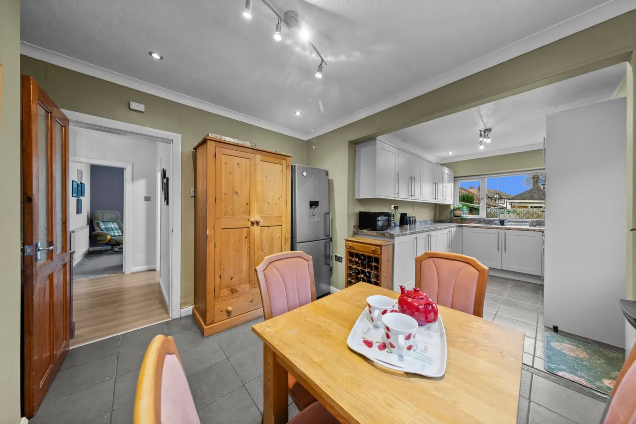 Halton Road, Great Sankey, Warrington, Warrington, WA5 3BN, photo 11