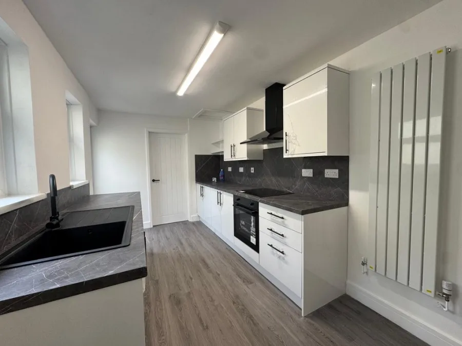 Yew Street, Troedyrhiw, CF48, photo 7