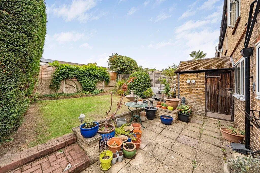 Bury Street, Ruislip, HA4, photo 18