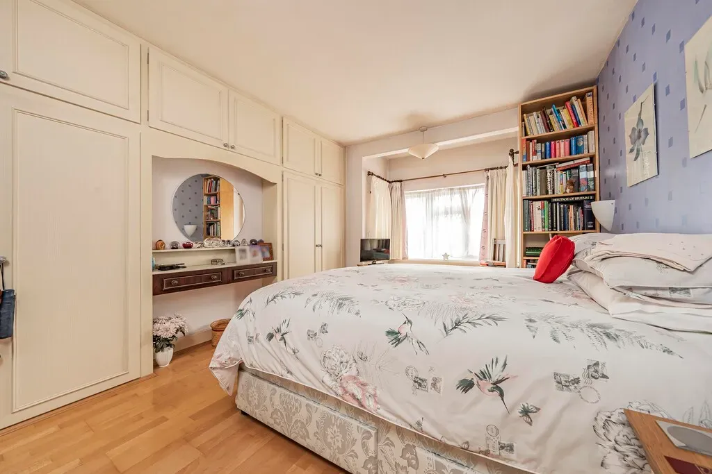 Bury Street, Ruislip, HA4, photo 24