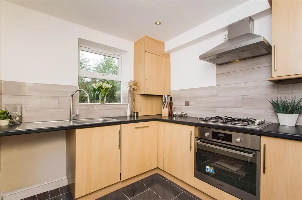 Park Mews, Burton On Trent, DE14, photo 8