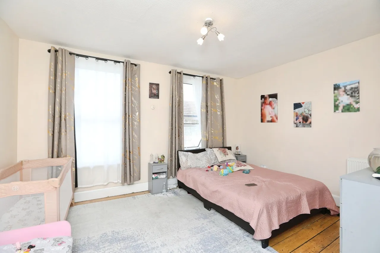 Pagitt Street, Chatham, ME4, photo 6