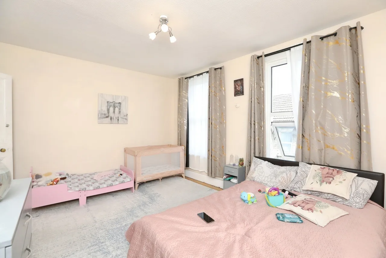 Pagitt Street, Chatham, ME4, photo 9