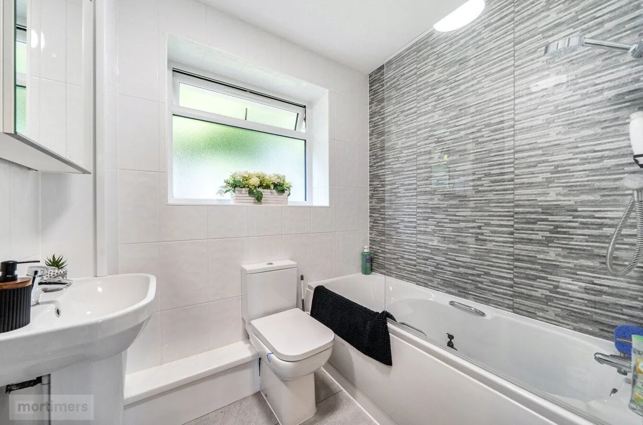 Woodcrest, Wilpshire, BB1, photo 14