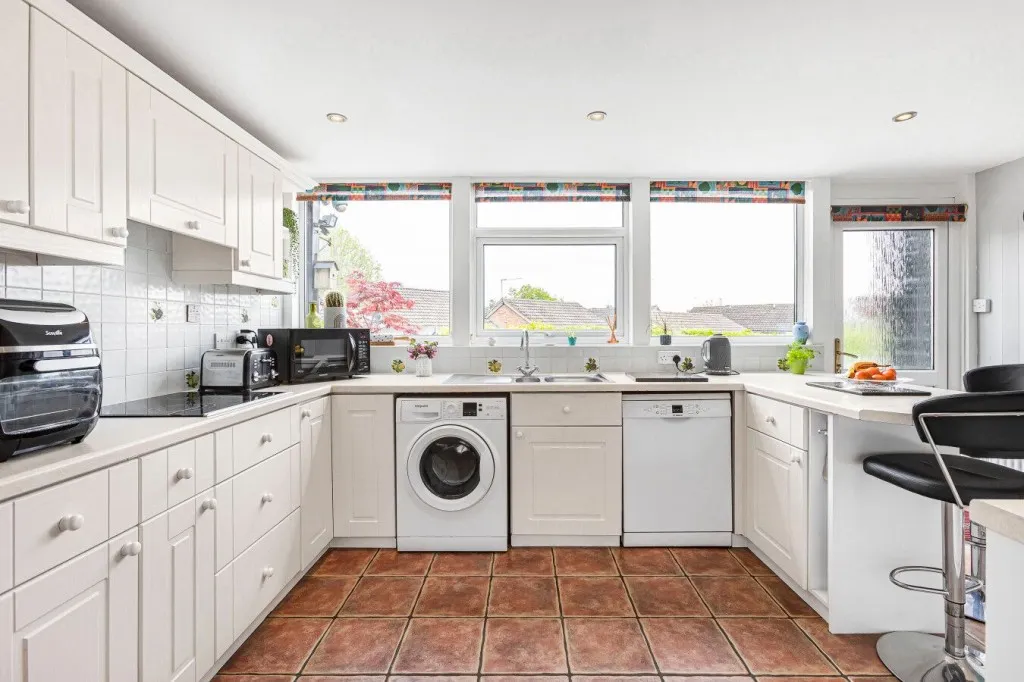 Minster Close, Hatfield, AL10, photo 6