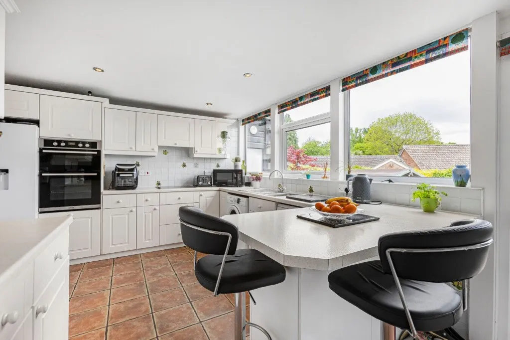 Minster Close, Hatfield, AL10, photo 4