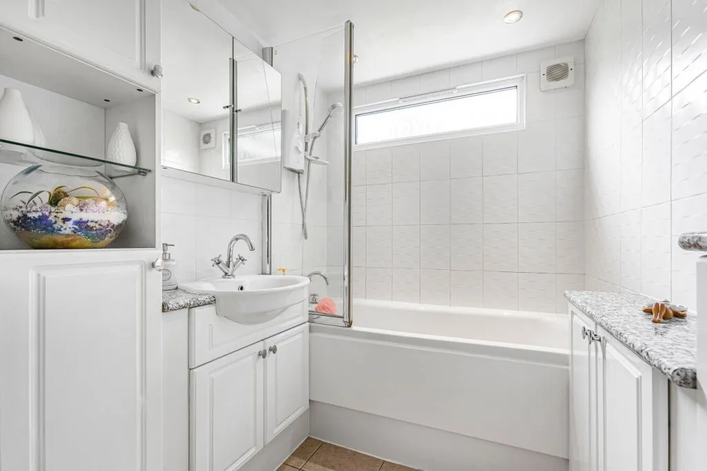Minster Close, Hatfield, AL10, photo 9