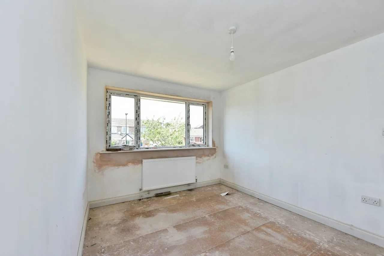 Twickenham Glade, Halfway, Sheffield, S20, photo 7
