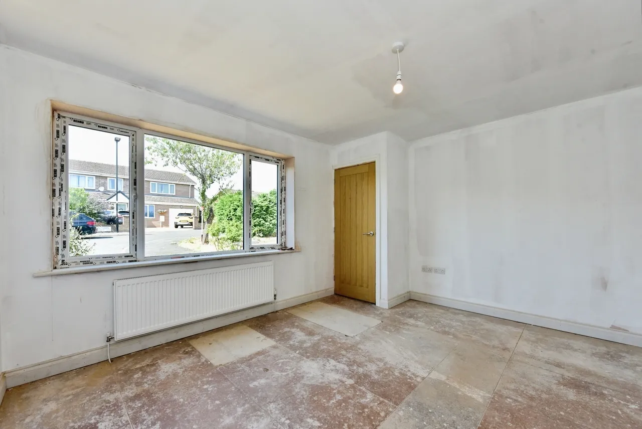 Twickenham Glade, Halfway, Sheffield, S20, photo 8