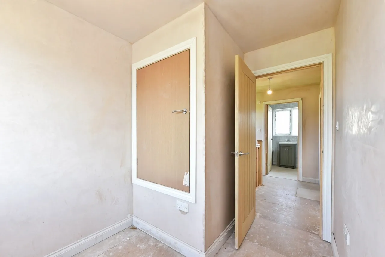 Twickenham Glade, Halfway, Sheffield, S20, photo 10