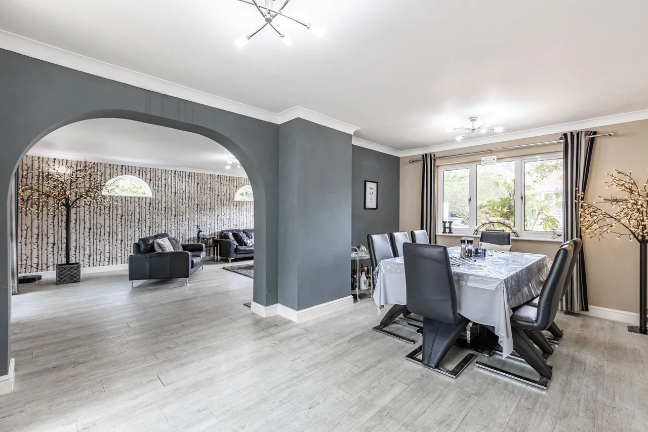 Four Bedroom Family Home in Setchey, photo 6