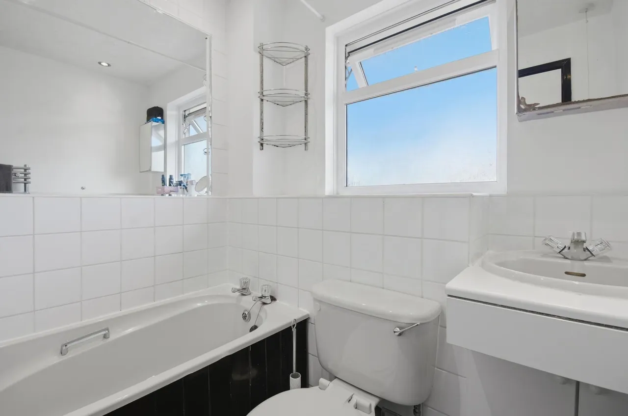 Chapel River Close, Andover, photo 7