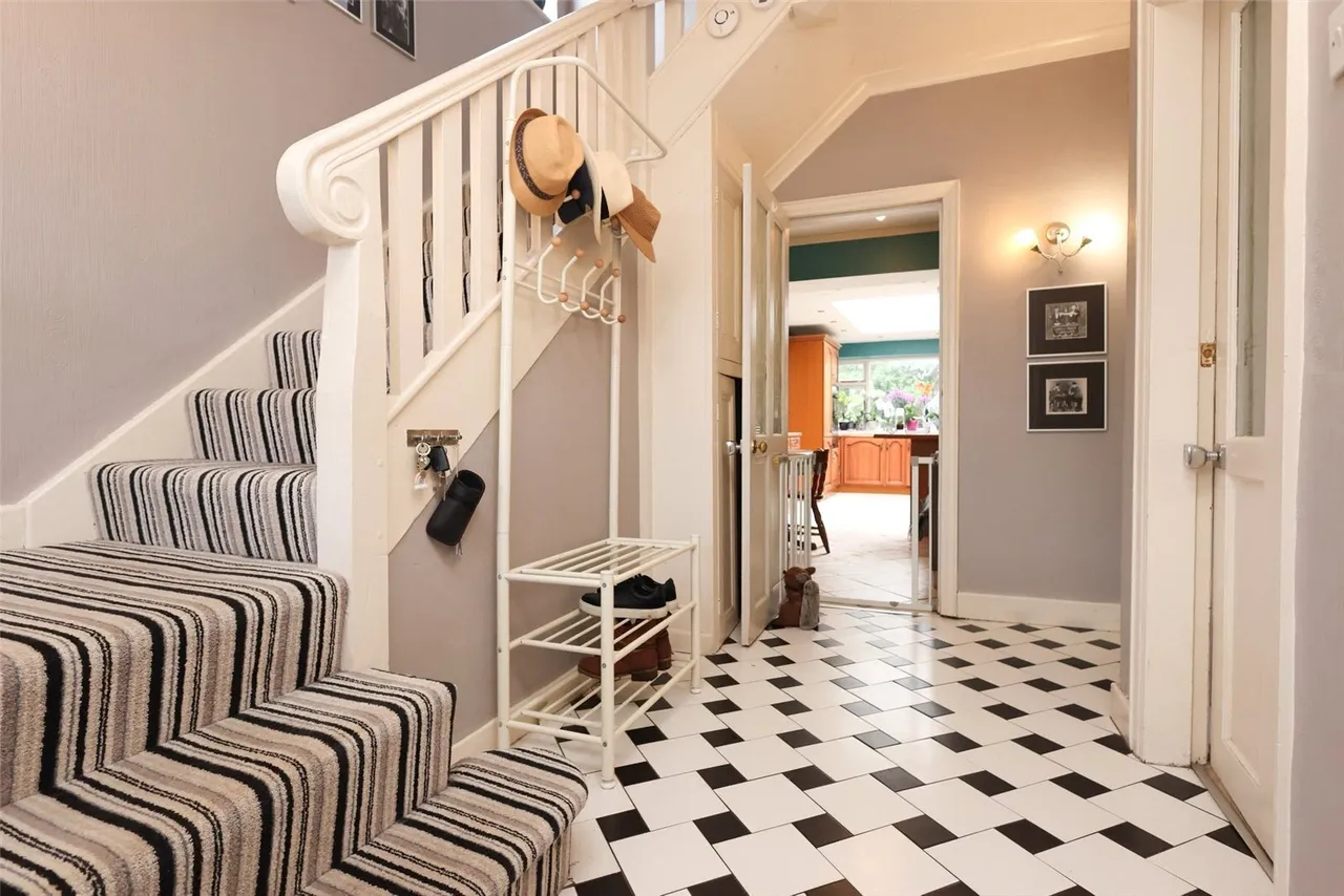 Grove Road, Kings Heath, B14, photo 2
