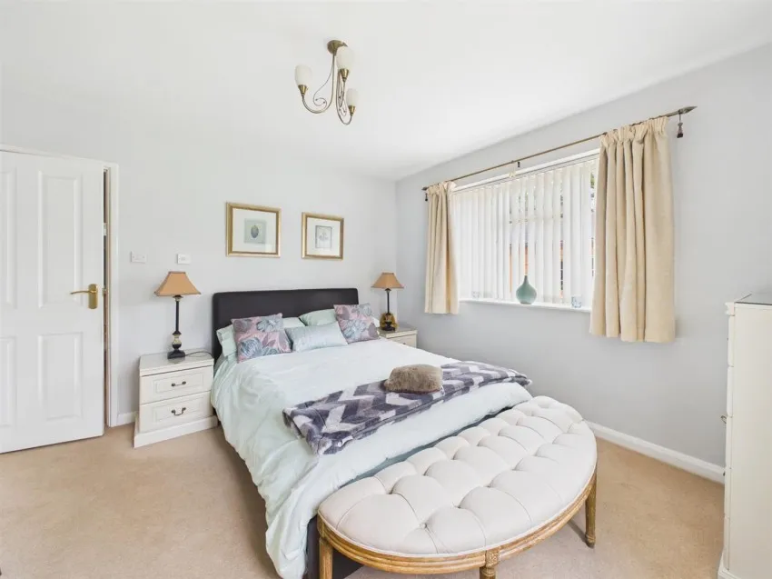 Church Road, Longlevens, photo 15