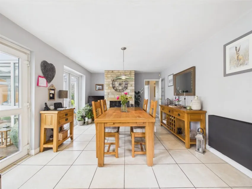 Church Road, Longlevens, photo 7