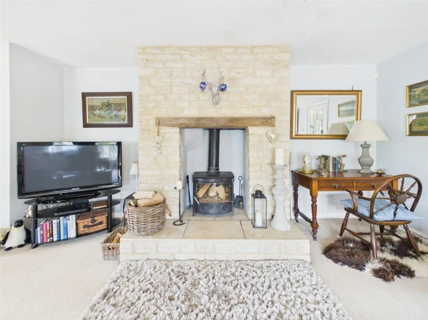 Church Road, Longlevens, photo 13