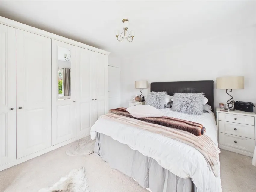 Church Road, Longlevens, photo 14