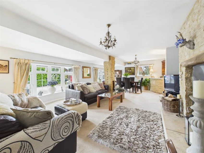 Church Road, Longlevens, photo 11