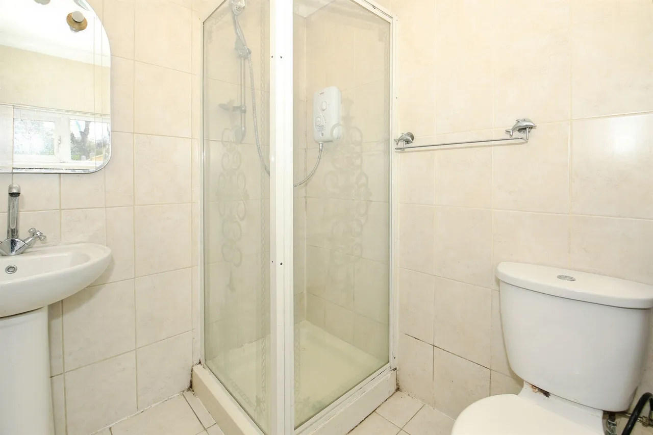 Bishops Road, Peterborough, PE1, photo 17