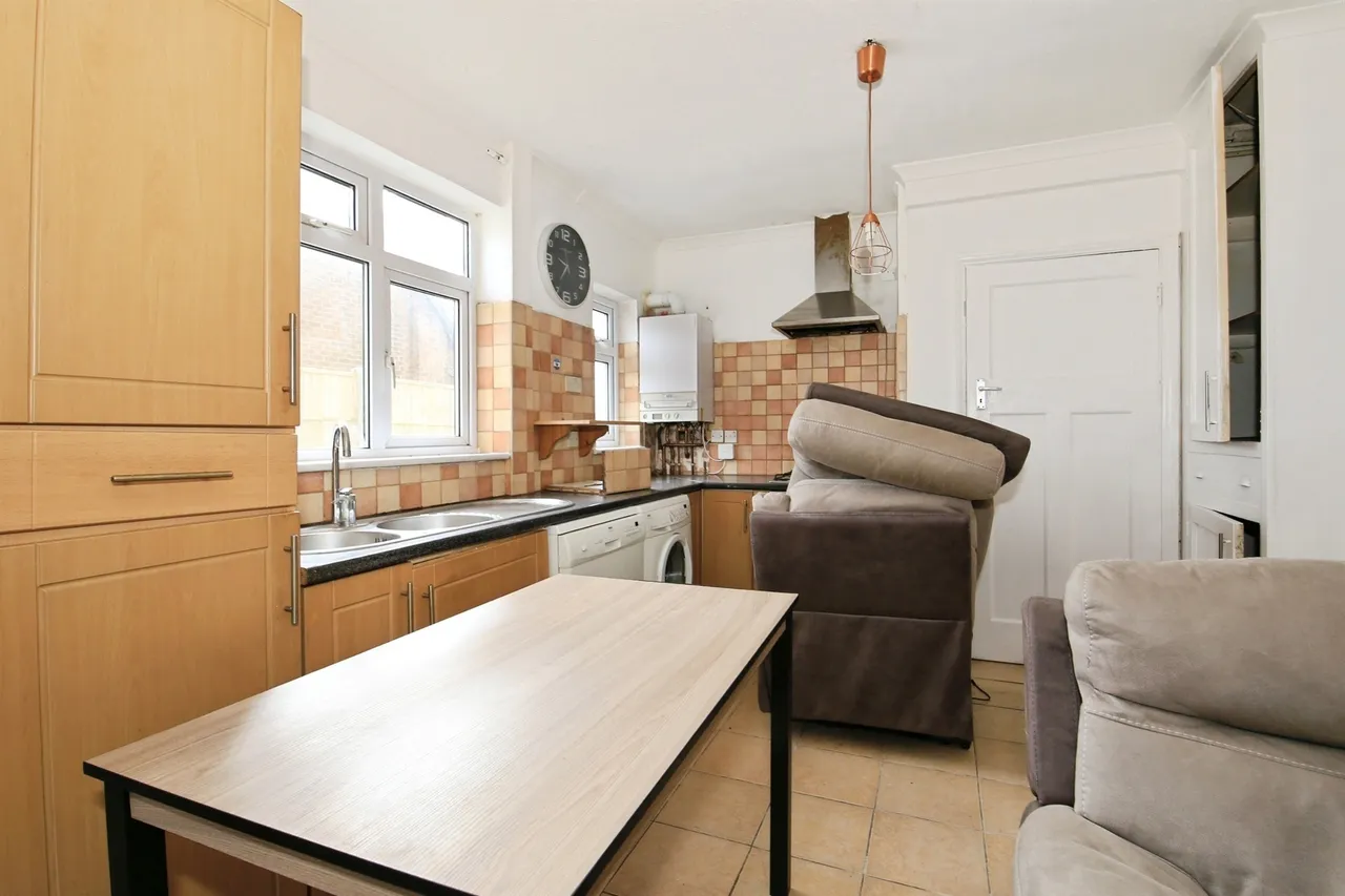 Bishops Road, Peterborough, PE1, photo 3