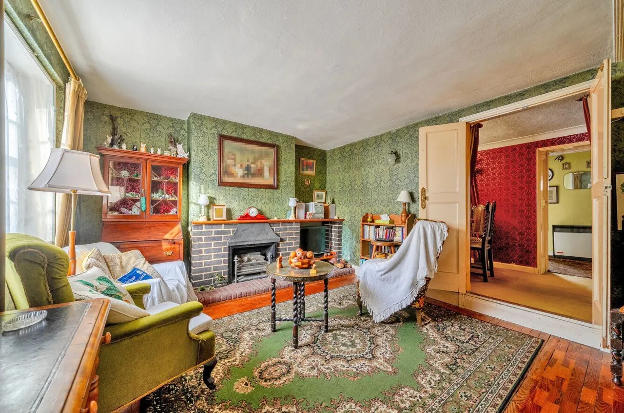 Silver Street, Warminster, BA12, photo 3