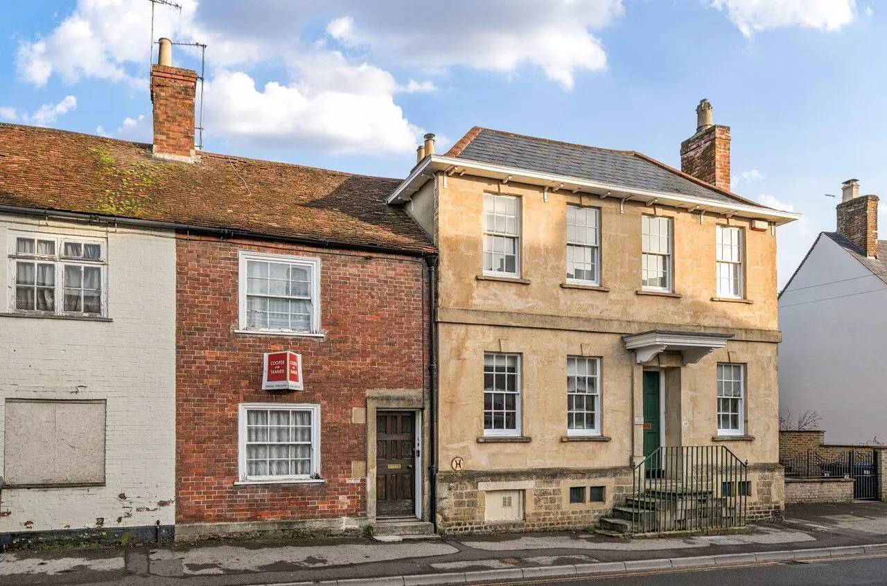 2 bed character property for sale, Silver Street, Warminster, BA12