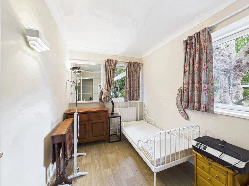 Coleridge Court, Parkleys, TW10, photo 5