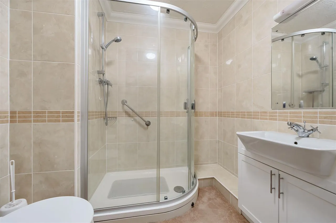 Vale Road, Stourport-On-Severn, DY13, photo 8