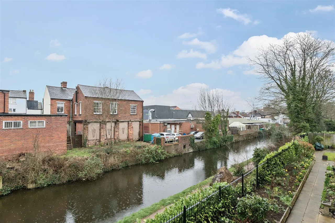 Vale Road, Stourport-On-Severn, DY13, photo 10
