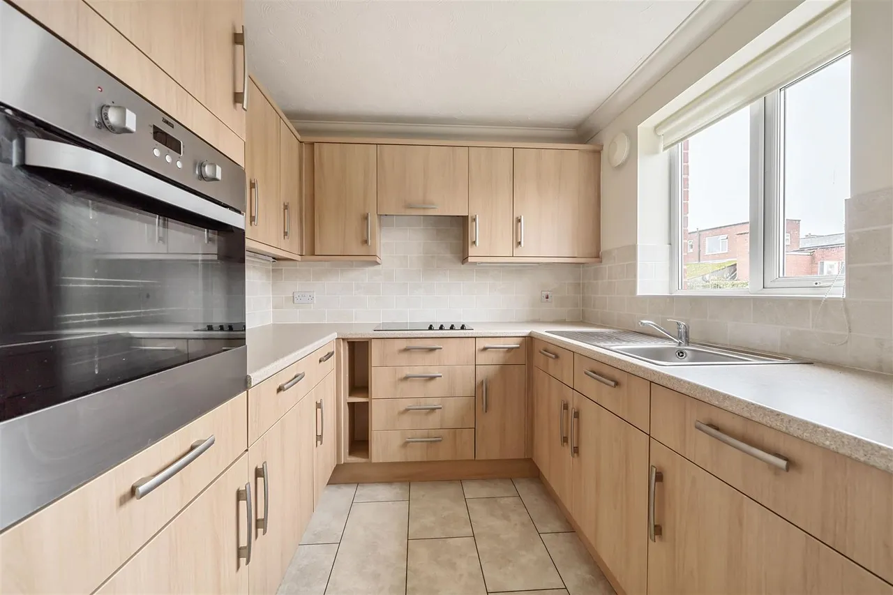 Vale Road, Stourport-On-Severn, DY13, photo 2