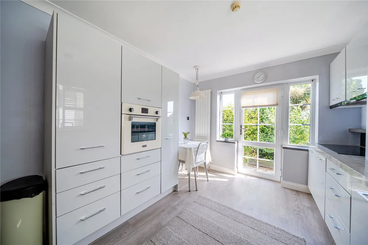 Royds Lane, Rothwell, LS26, photo 3