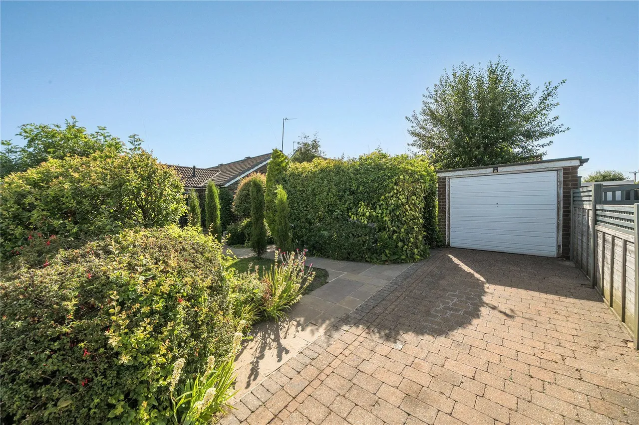 Royds Lane, Rothwell, LS26, photo 12