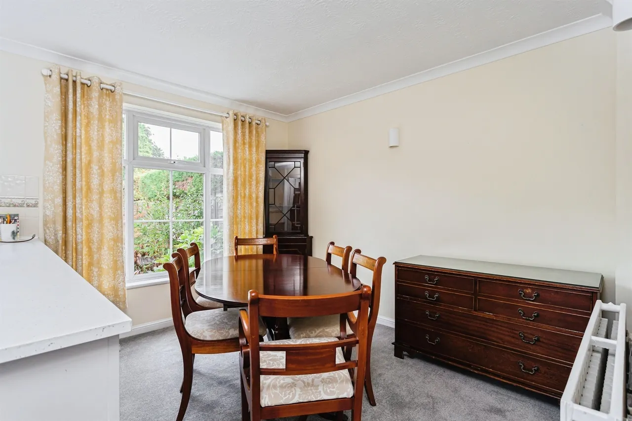 Langridge Way, Burgess Hill, RH15, photo 7