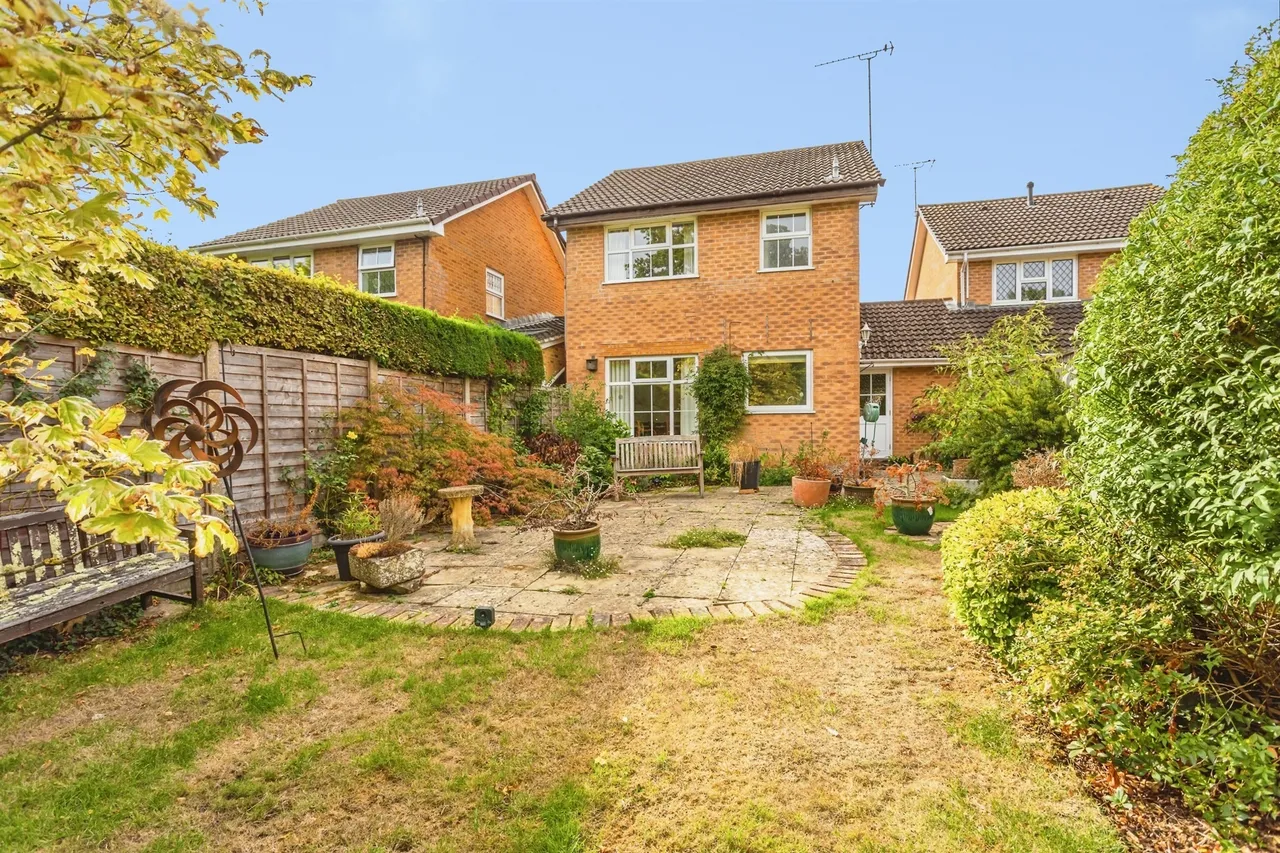 Langridge Way, Burgess Hill, RH15, photo 13