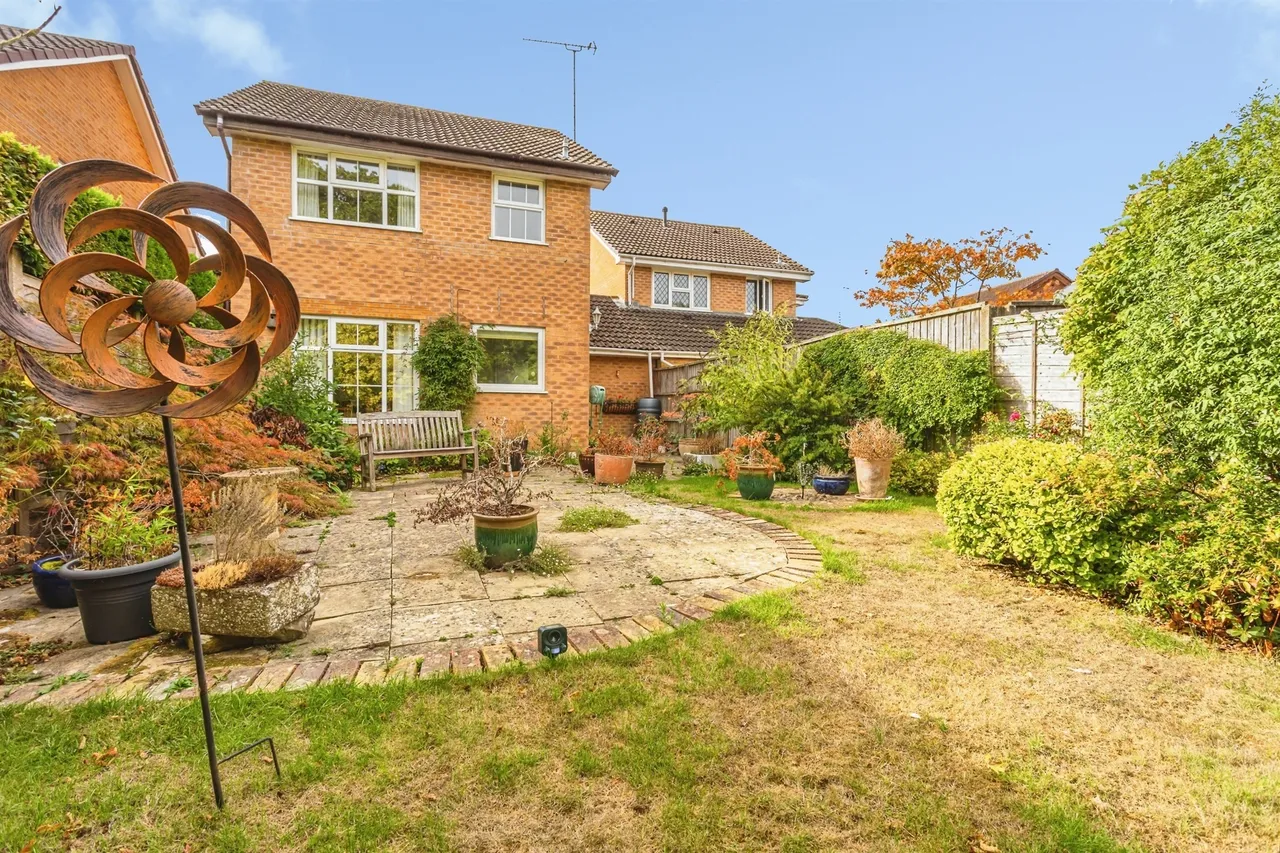 Langridge Way, Burgess Hill, RH15, photo 16