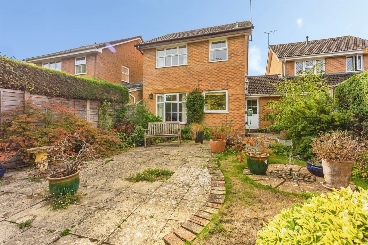 Langridge Way, Burgess Hill, RH15, photo 14