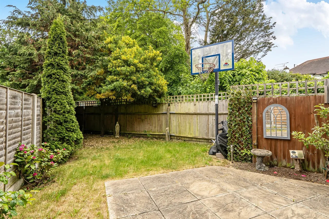 flat for sale, Culloden Road, Enfield, EN2