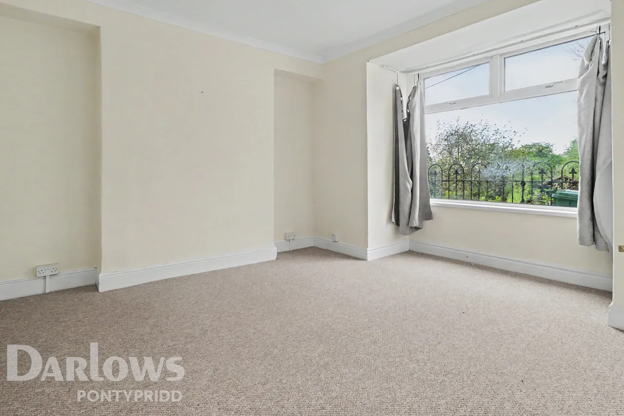 Llantrisant, Pontyclun, photo 2