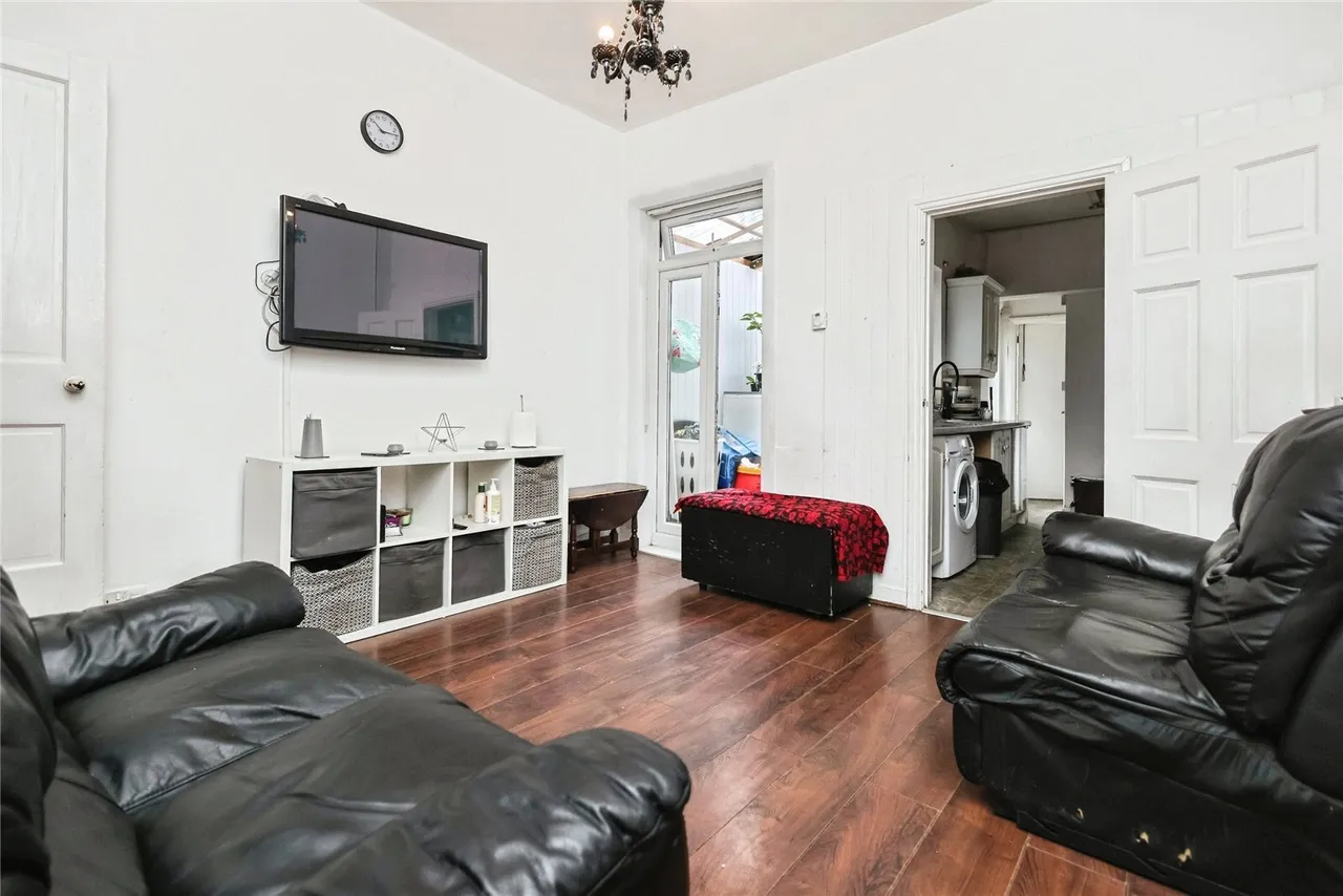 Brantley Road, B6, photo 3