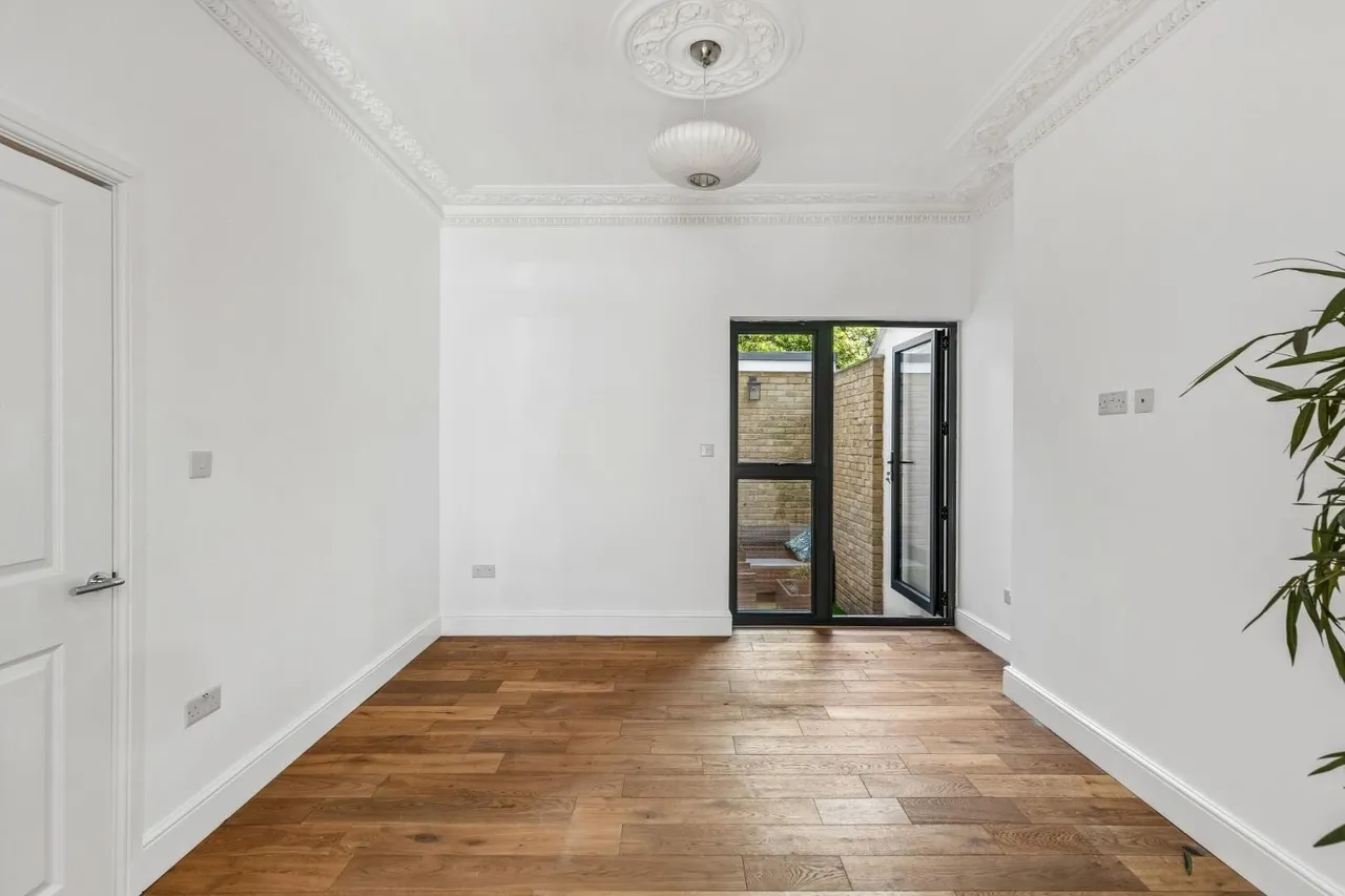 Raleigh Road, Haringay, photo 4