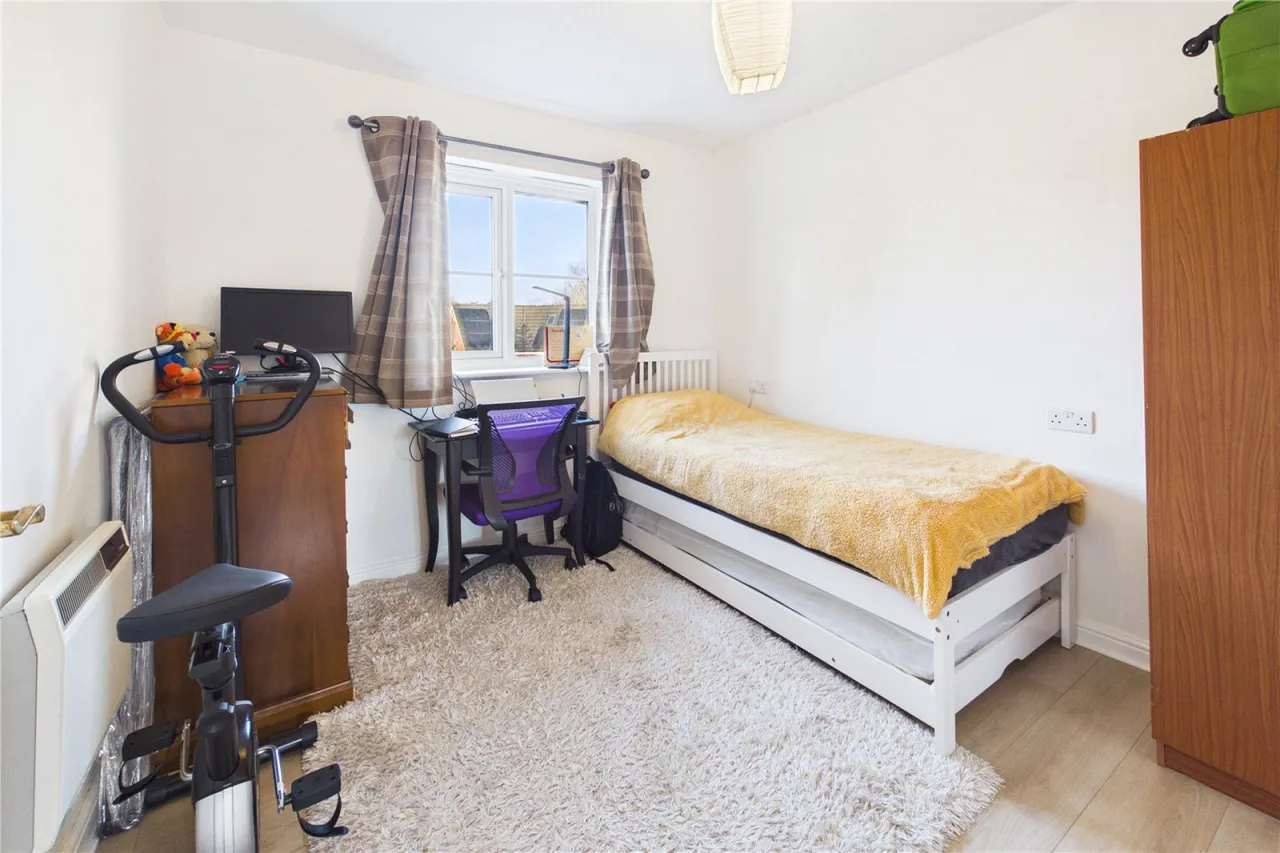 London Road, Newbury, RG14, photo 8