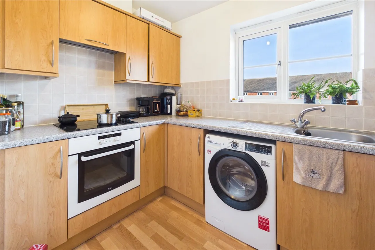 London Road, Newbury, RG14, photo 5