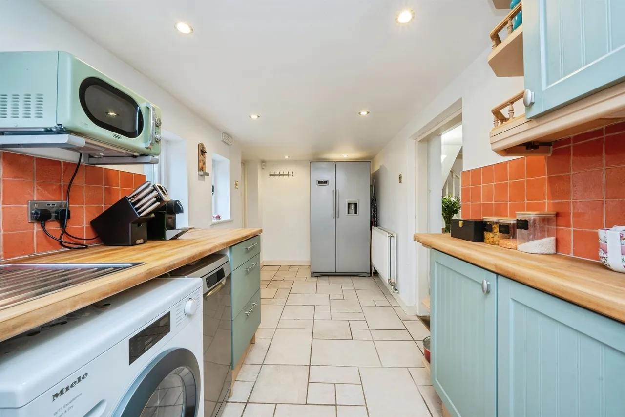 Church Street, GREAT MISSENDEN, photo 8