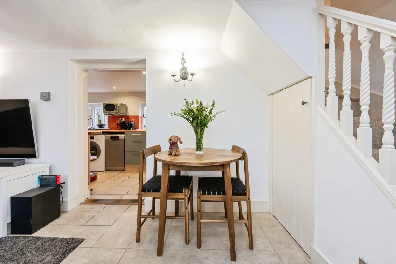 Church Street, GREAT MISSENDEN, photo 5