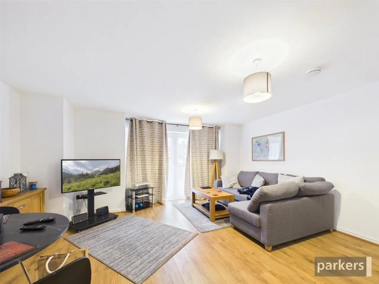 Regis Park Road, Reading, RG6, photo 3