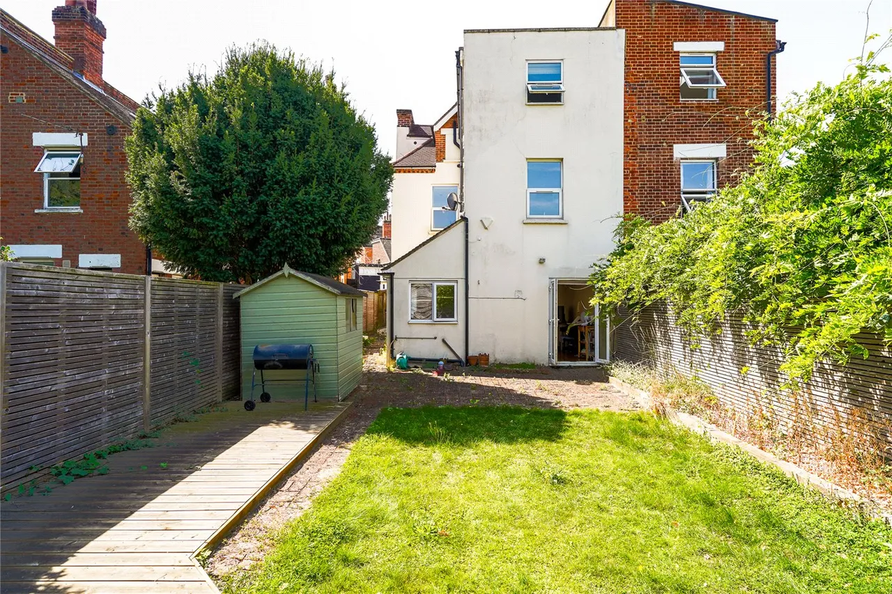 Hopton Road, London, SW16, photo 8