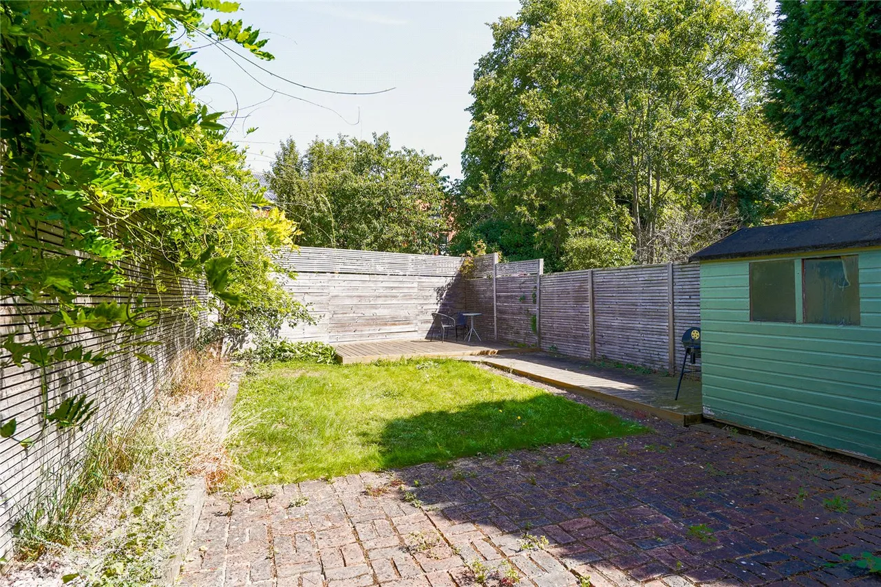 Hopton Road, London, SW16, photo 7