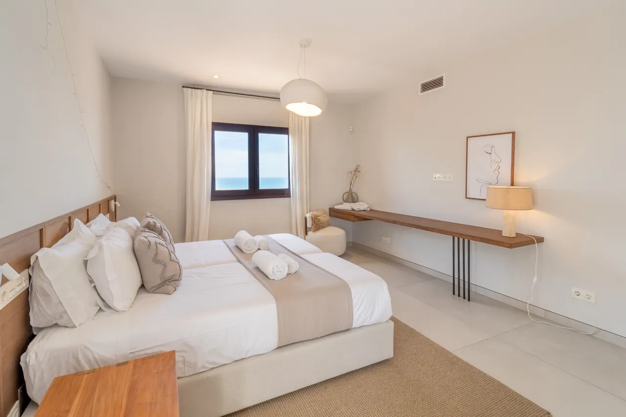 El Rosario, Marbella East, GU21, photo 14