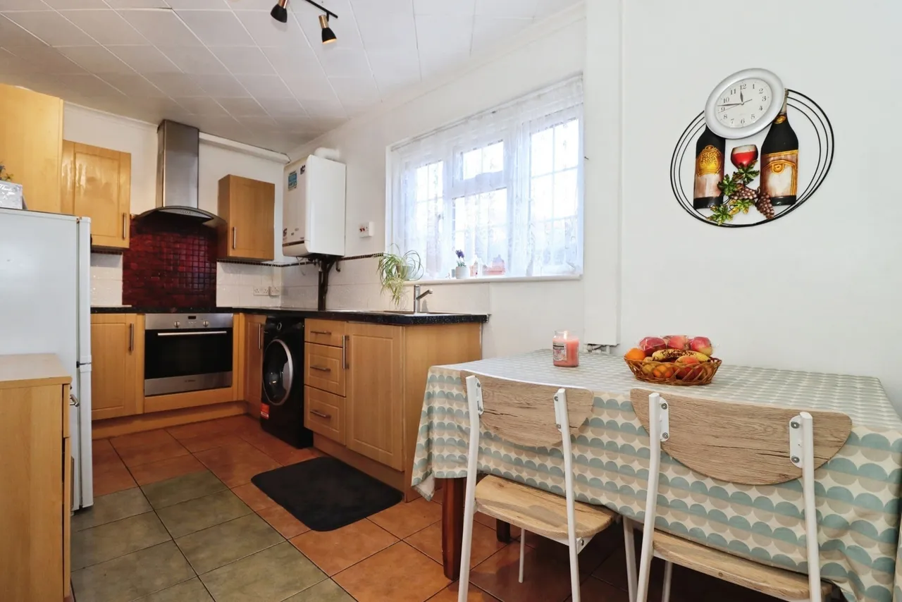 Hillside Road, St George, Bristol, BS5, photo 2
