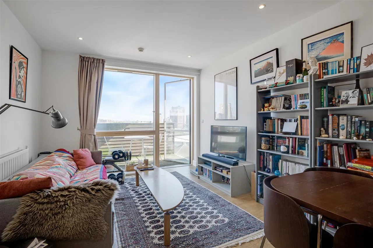 1 bed flat for sale, Barry Blandford Way, Bow, E3